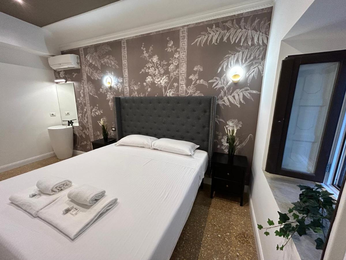 Raffaello'S Place Rome Luaran gambar