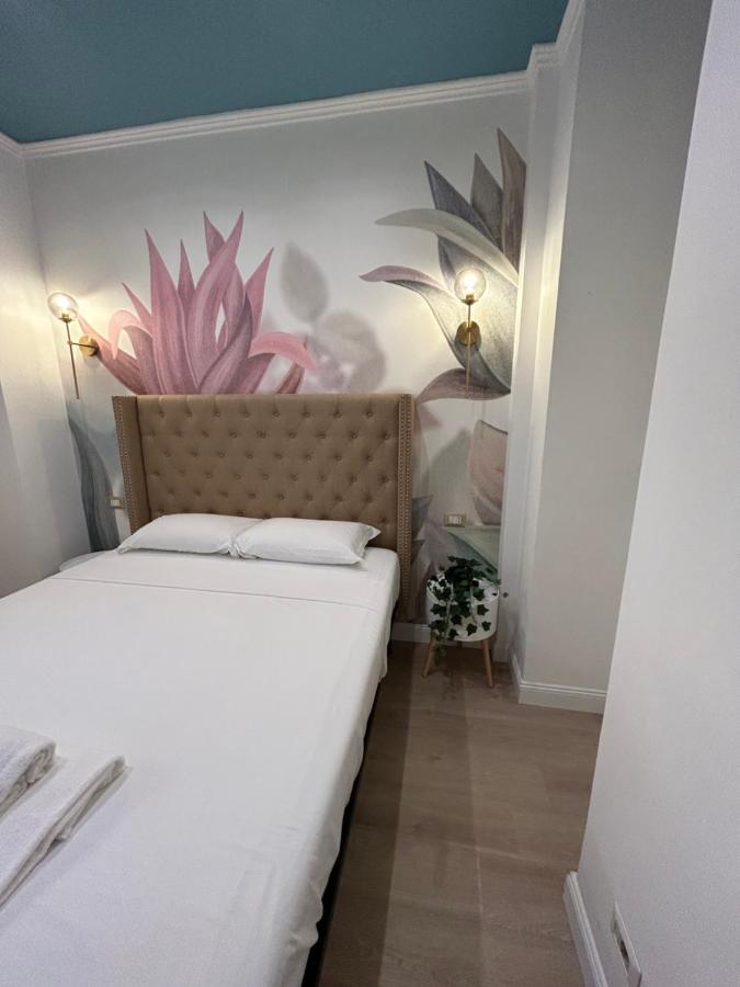 Raffaello'S Place Rome Luaran gambar