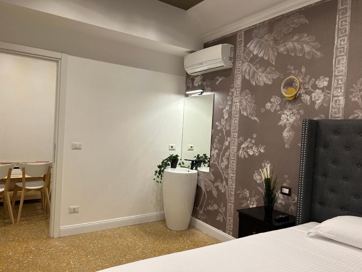 Raffaello'S Place Rome Luaran gambar