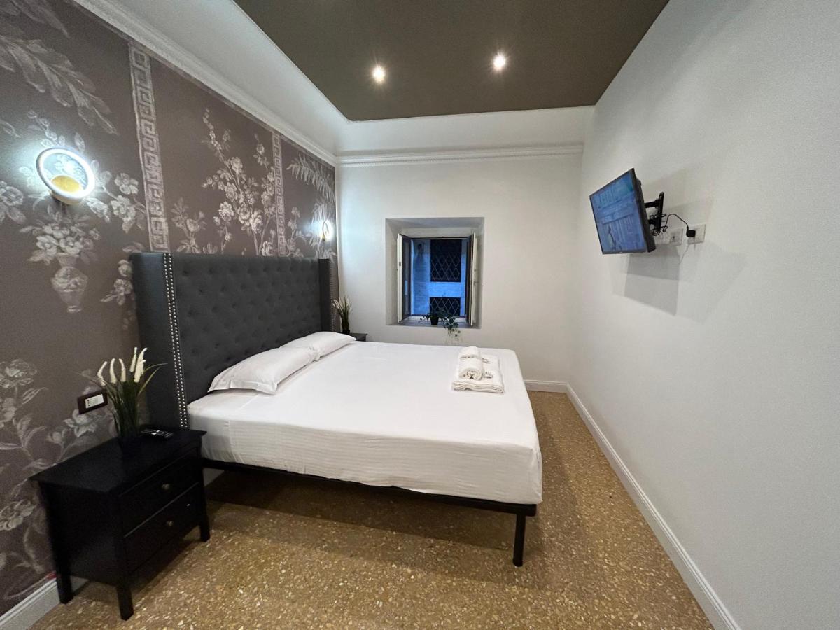 Raffaello'S Place Rome Luaran gambar